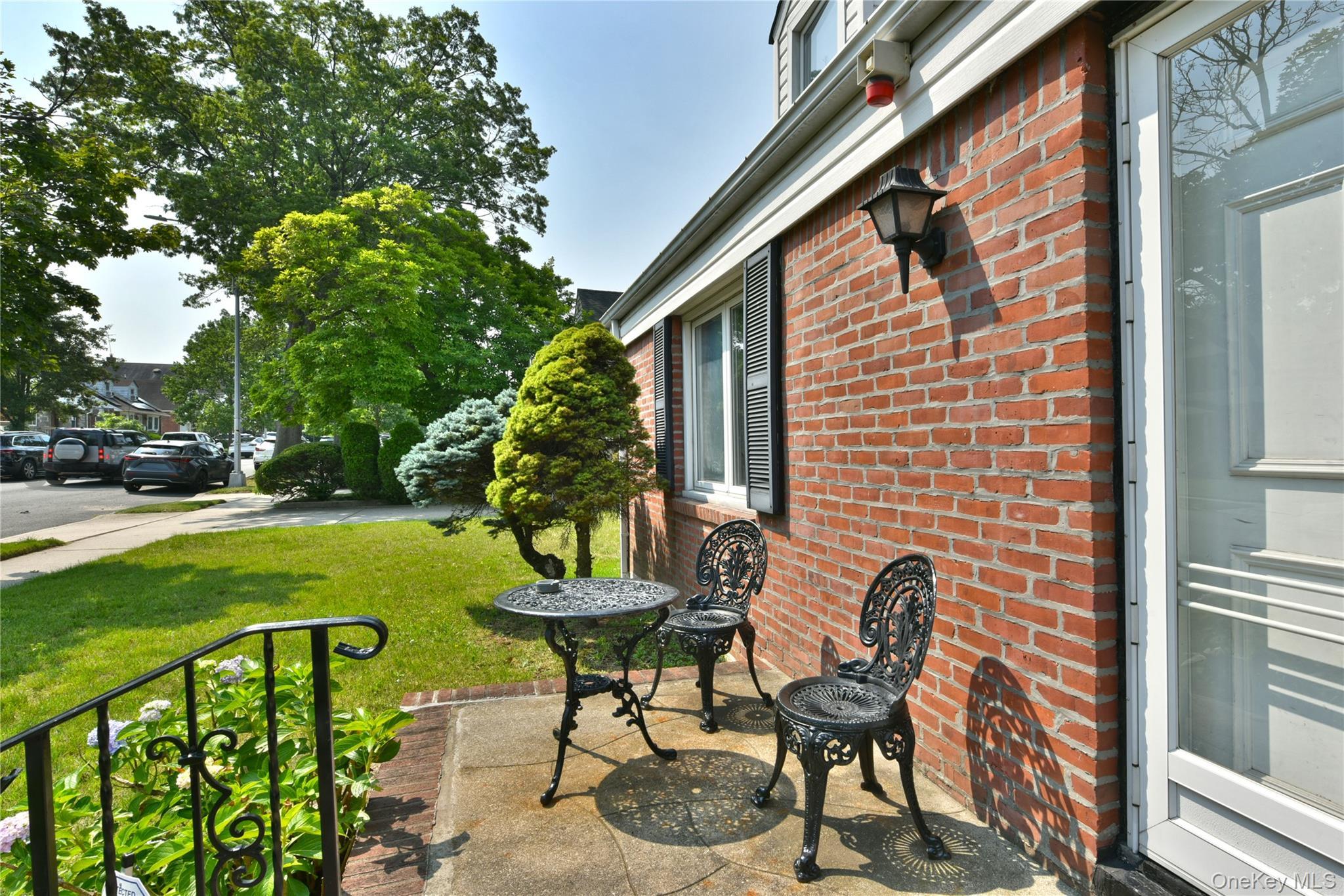 Single Family 69th Avenue Queens, NY 11365, MLS-1023644-4
