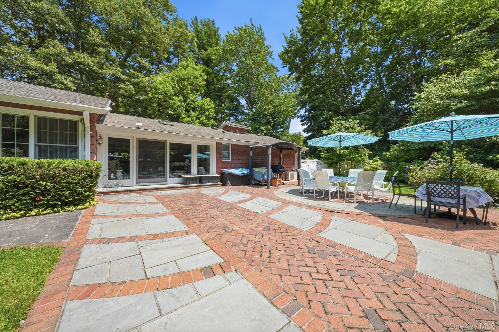 Single Family Tappentown Lane  Nassau County, NY 11545, MLS-1023664-10
