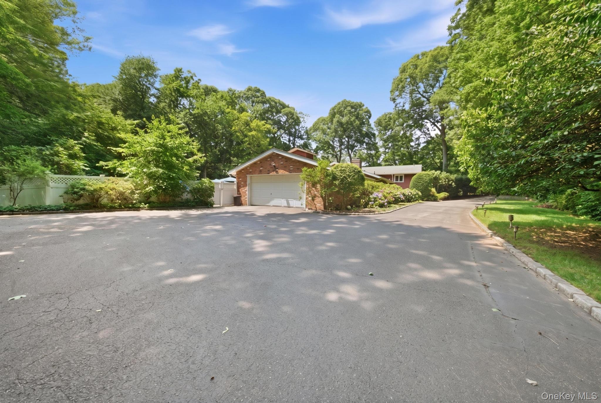 Single Family Tappentown Lane  Nassau County, NY 11545, MLS-1023664-4