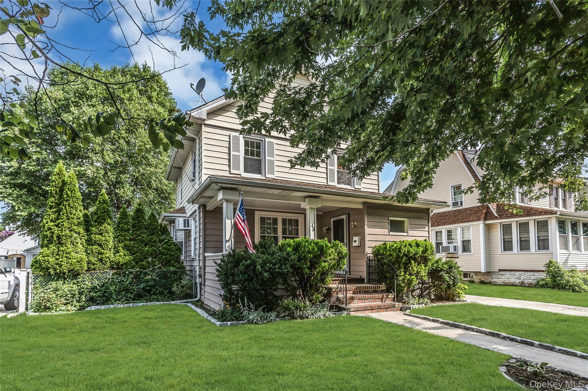 Single Family Elm Street Nassau County, NY 11563, MLS-1023699-3