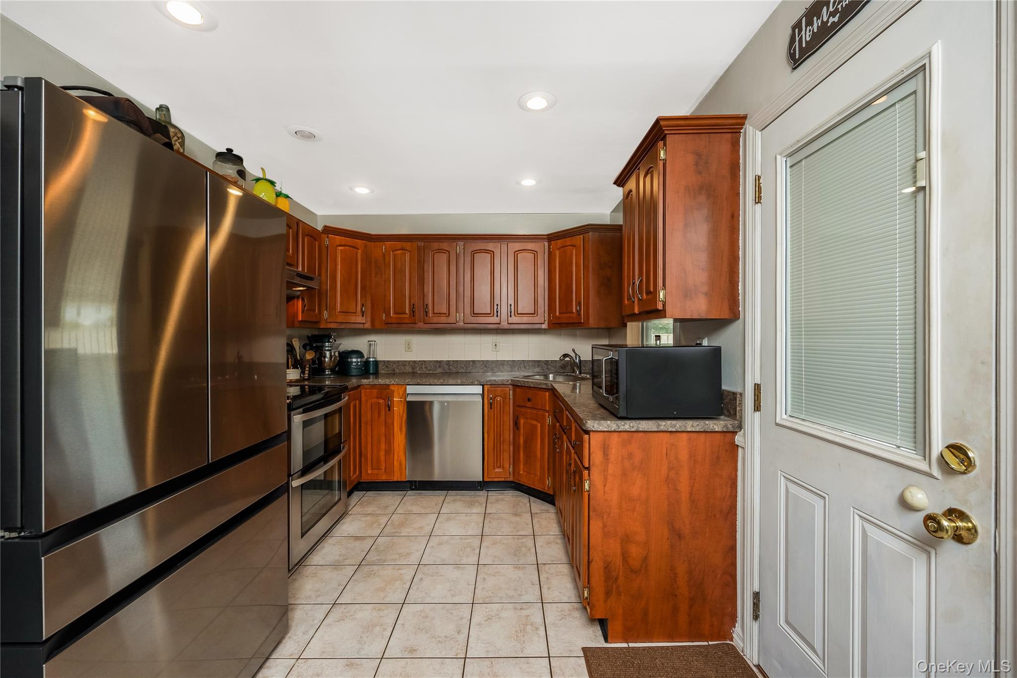 Single Family Southside Avenue Nassau County, NY 11520, MLS-1023706-9