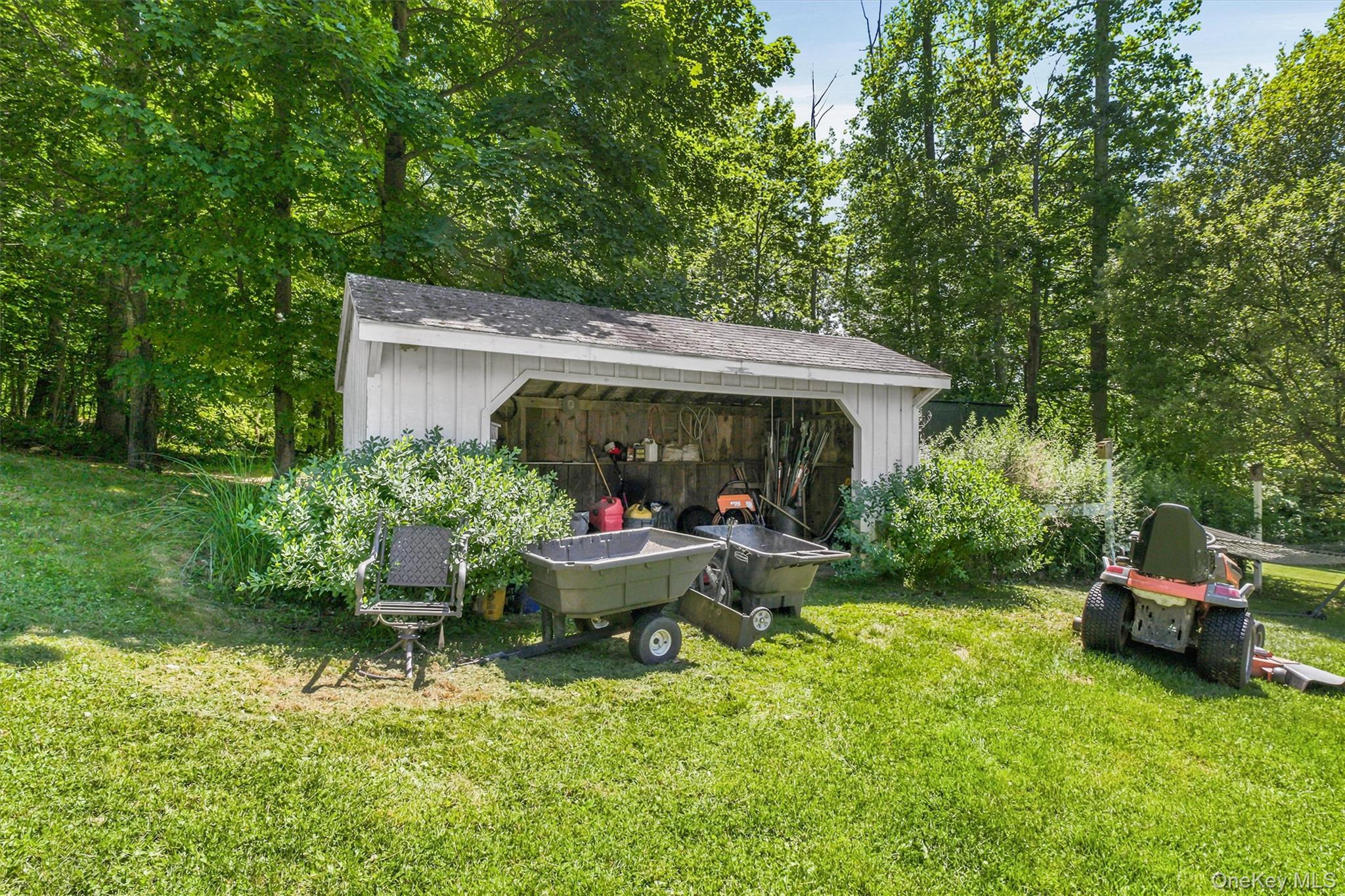Single Family Country Knolls Lane Putnam County, NY 10541, MLS-1023717-33