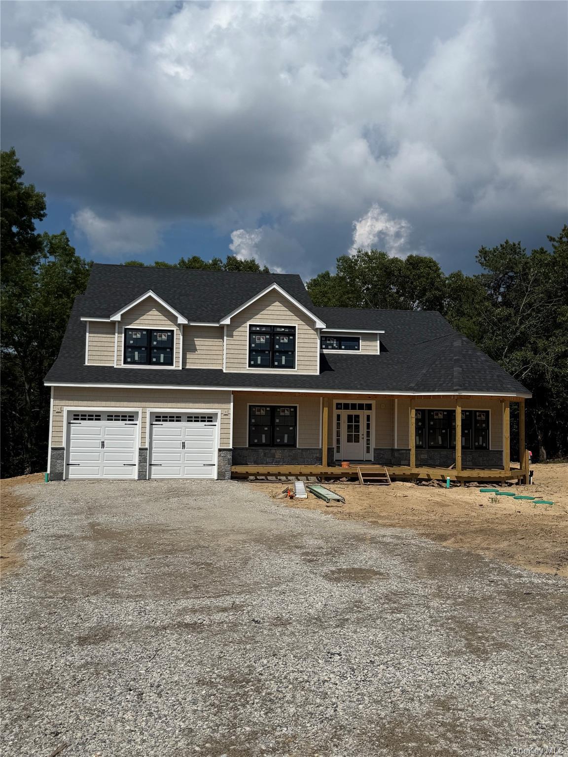 Single Family Greentree Court  Suffolk County, NY 11787, MLS-1023719-13