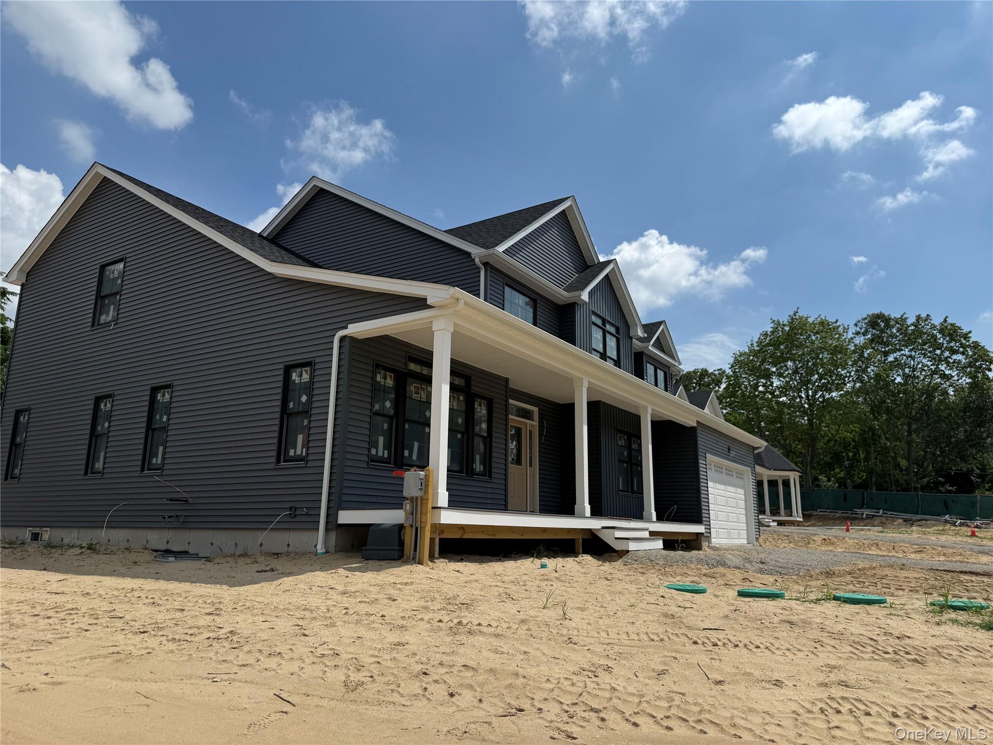 Single Family Greentree Court  Suffolk County, NY 11787, MLS-1023719-2