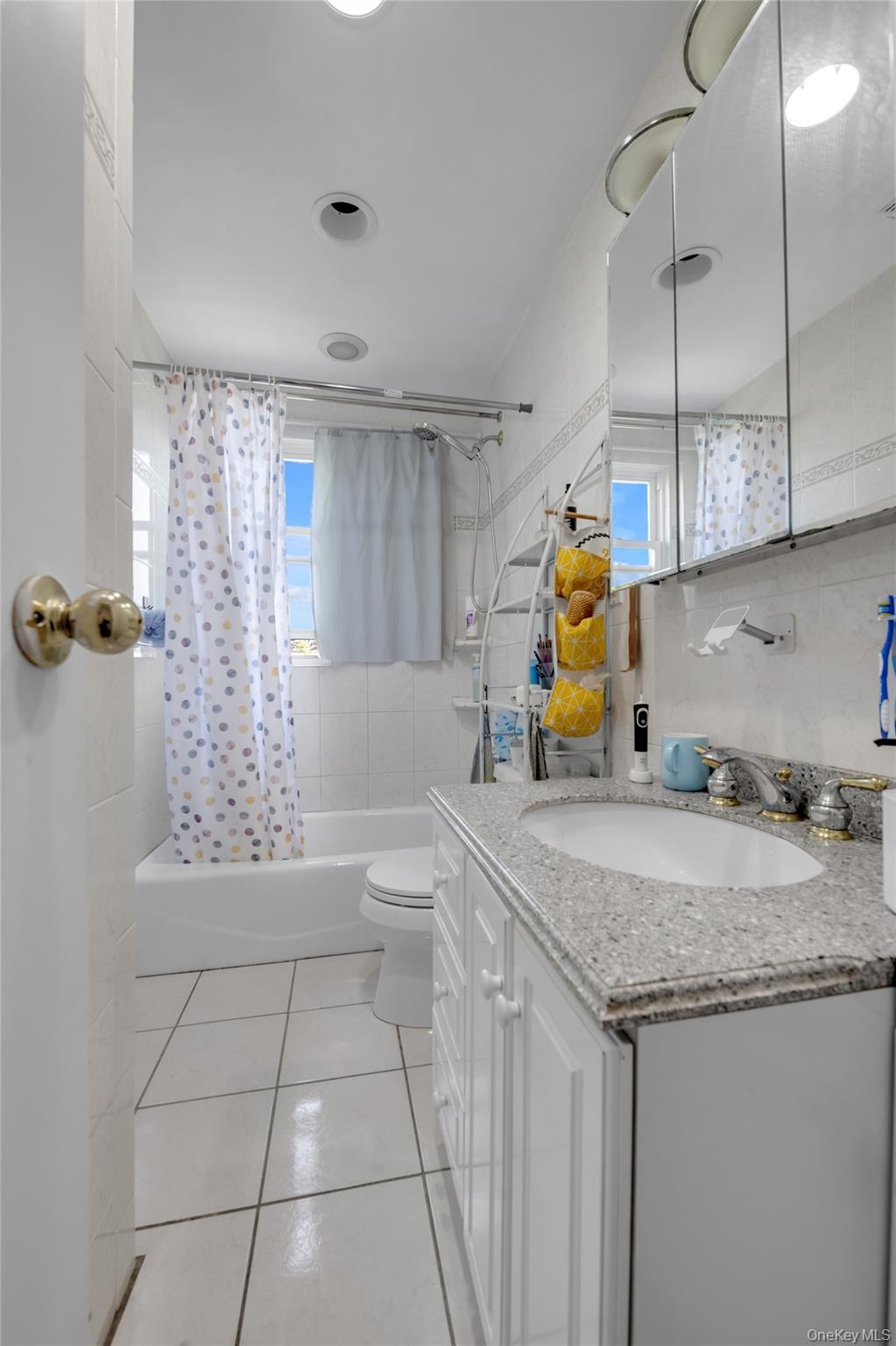 Single Family 66th Drive Queens, NY 11379, MLS-1023762-6