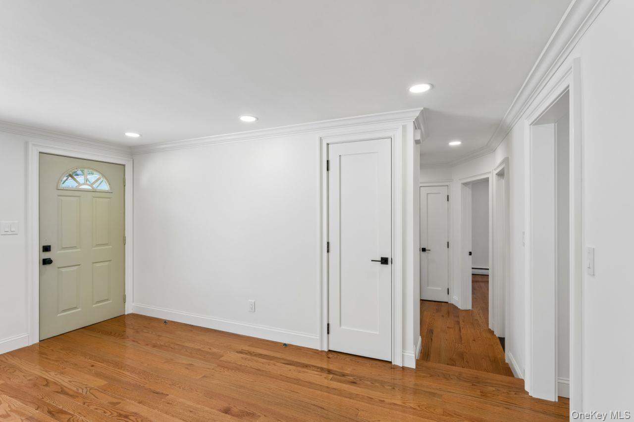 Single Family Rose Place  Suffolk County, NY 11784, MLS-1023771-10