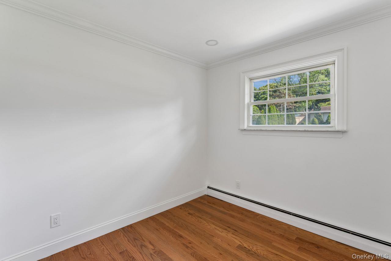 Single Family Rose Place  Suffolk County, NY 11784, MLS-1023771-15