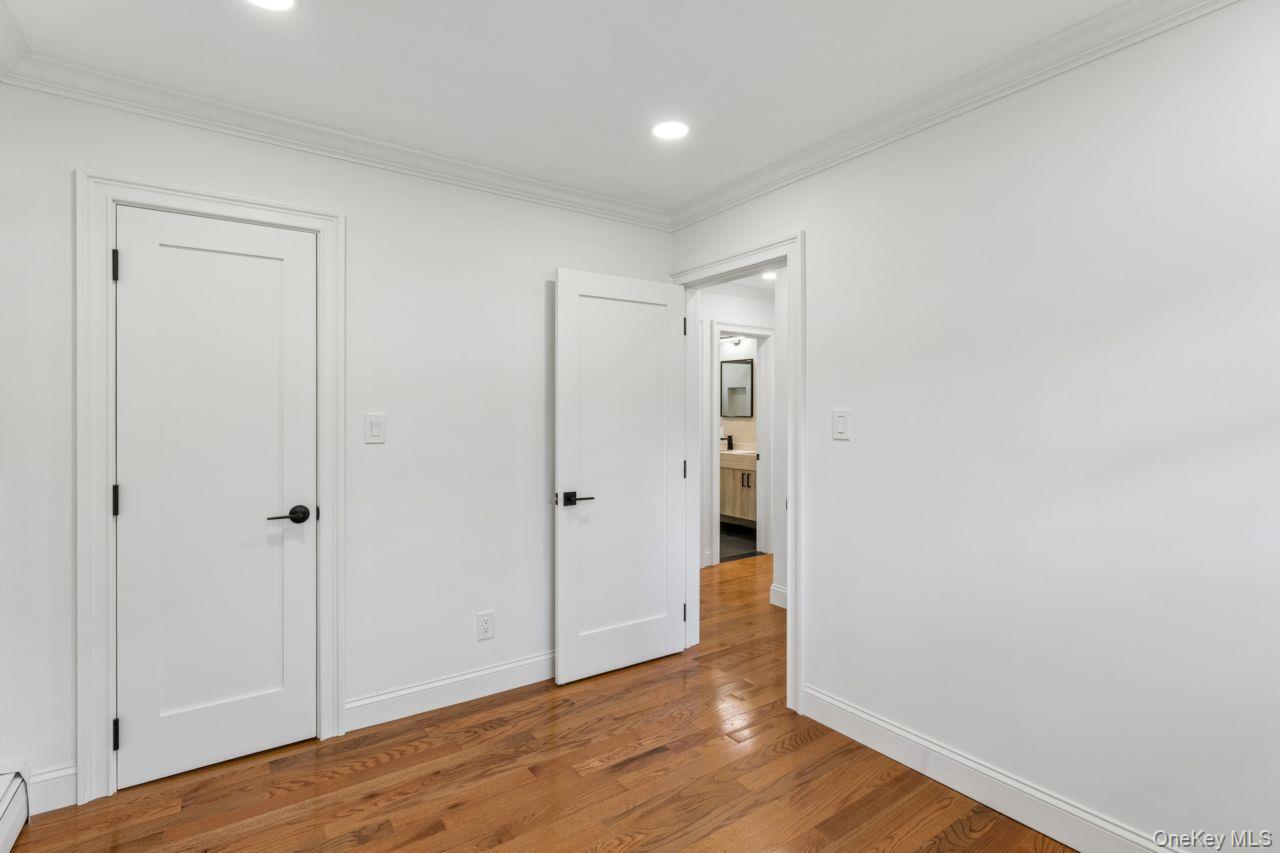 Single Family Rose Place  Suffolk County, NY 11784, MLS-1023771-17