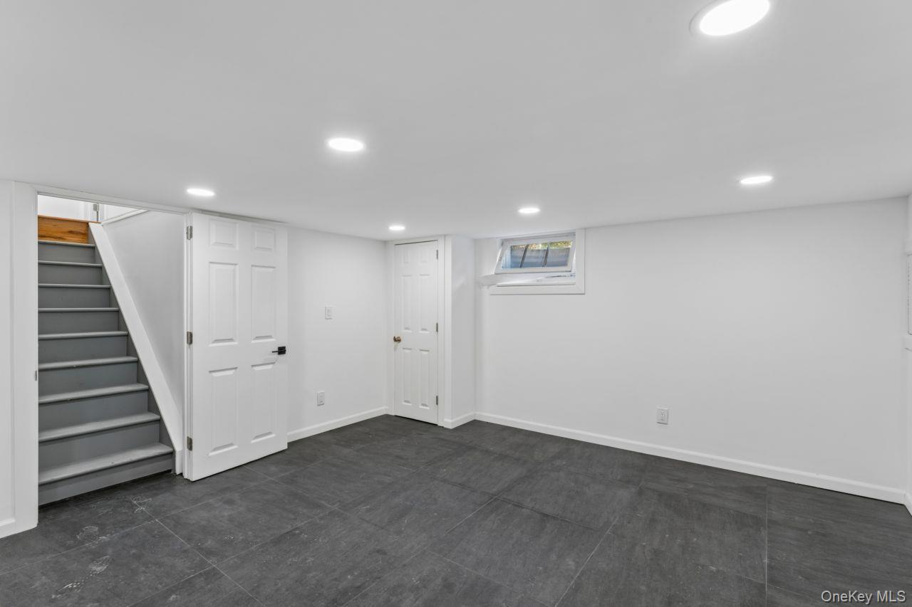 Single Family Rose Place  Suffolk County, NY 11784, MLS-1023771-26