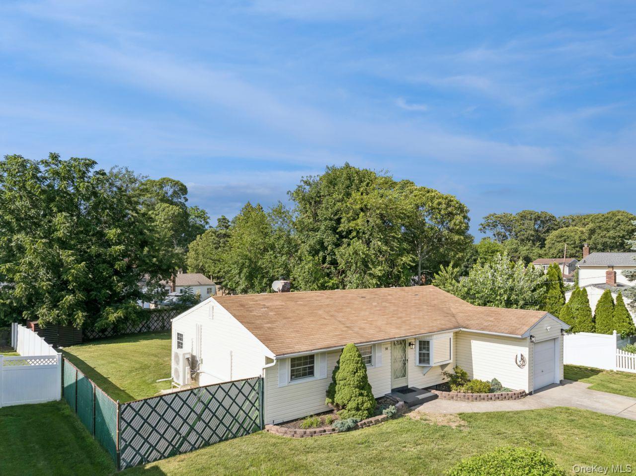 Single Family Rose Place  Suffolk County, NY 11784, MLS-1023771-3