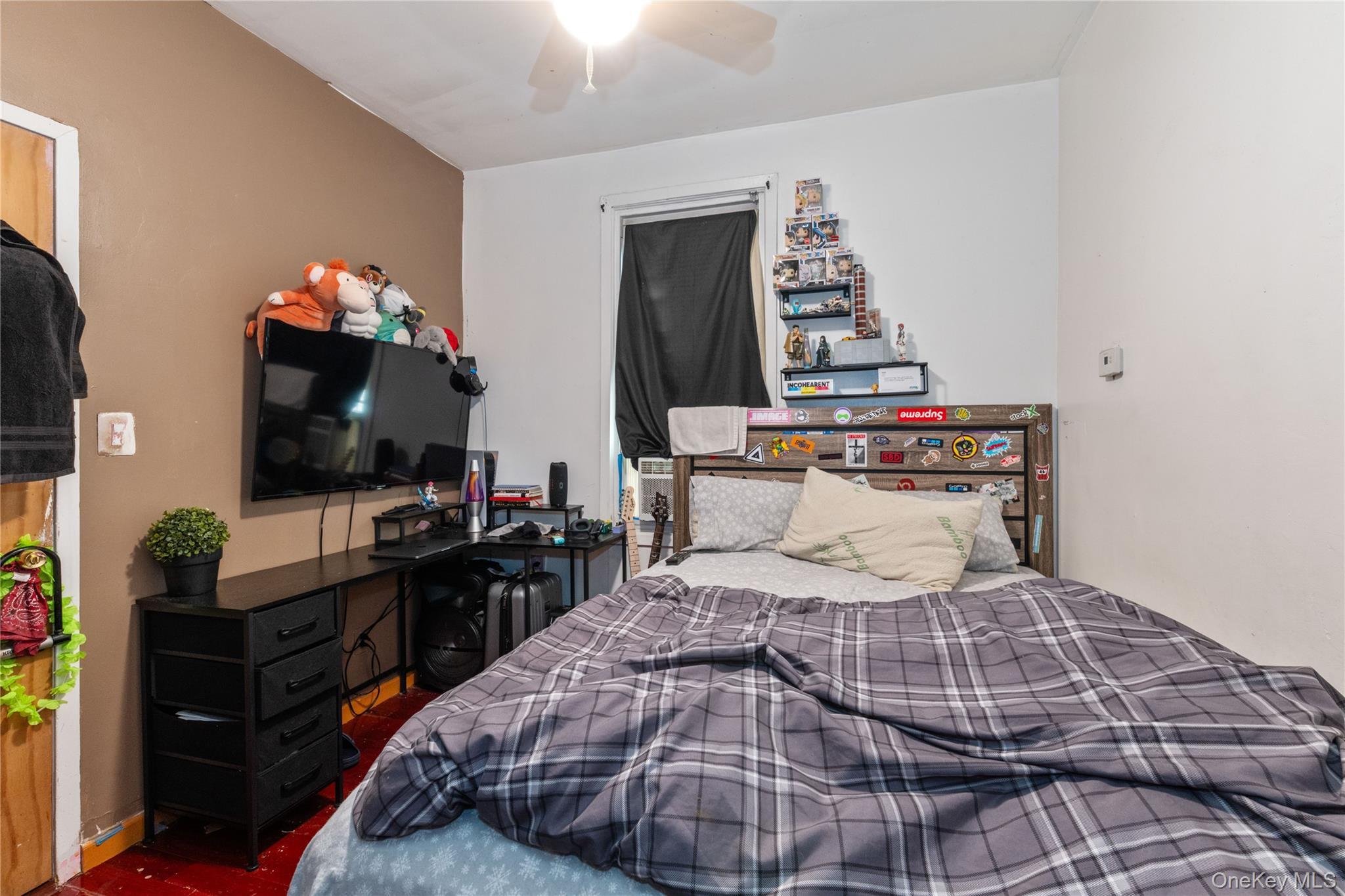 Single Family 56th Avenue Queens, NY 11373, MLS-1023779-11