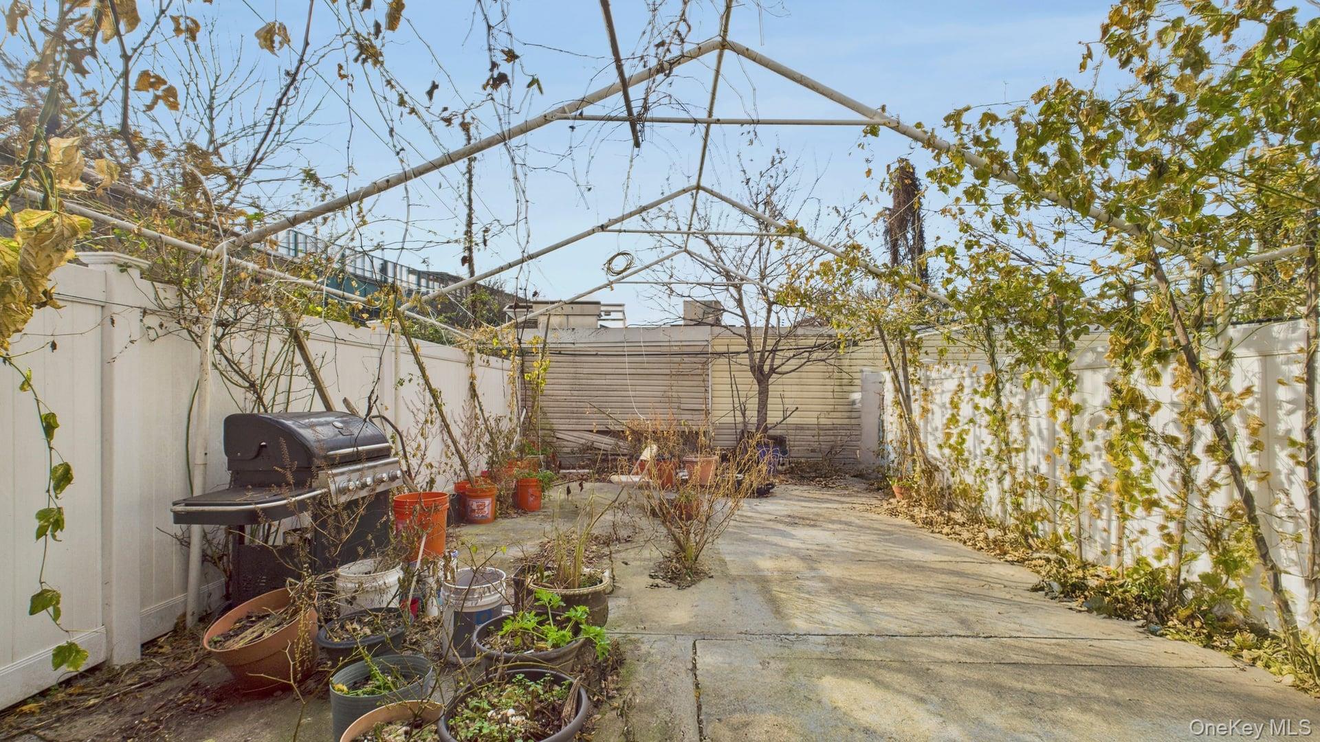 Single Family 89th Street Queens, NY 11417, MLS-1023784-10