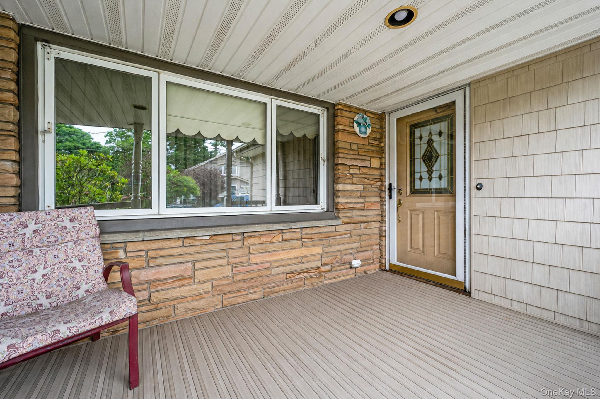 Single Family Lafayette Avenue Nassau County, NY 11553, MLS-1023799-4