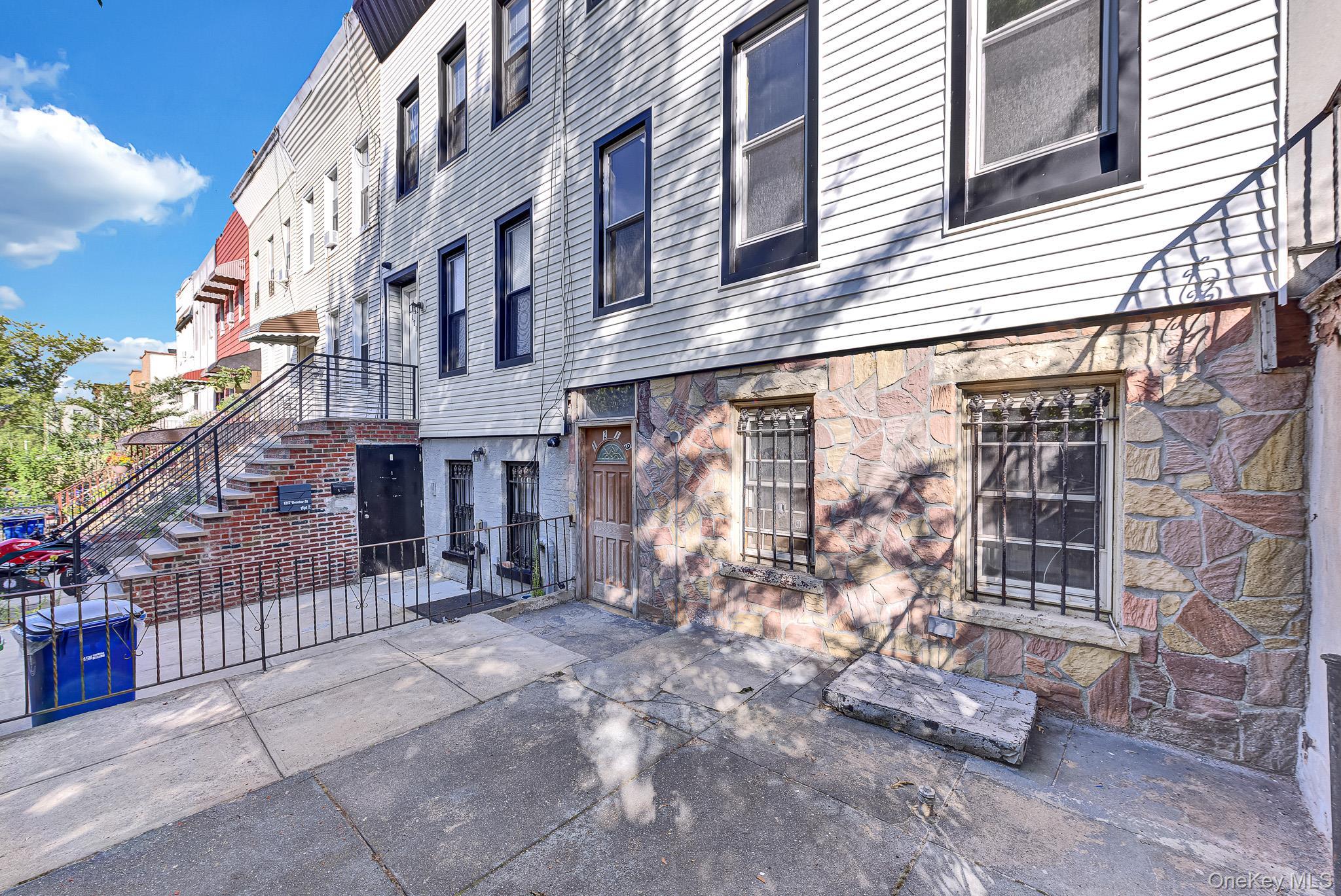 Single Family Decatur Street Brooklyn, NY 11207, MLS-1023803-3