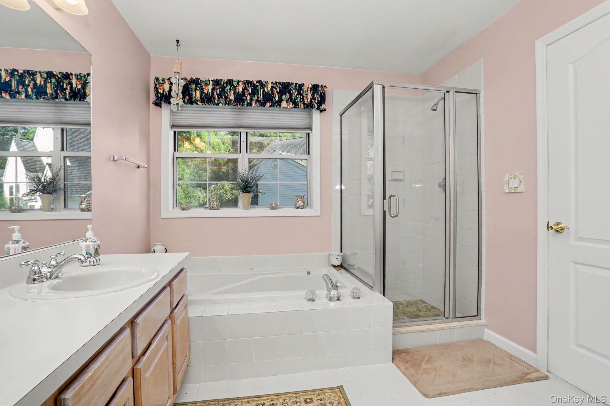 Single Family Woodfield Court Westchester County, NY 10598, MLS-1023812-17