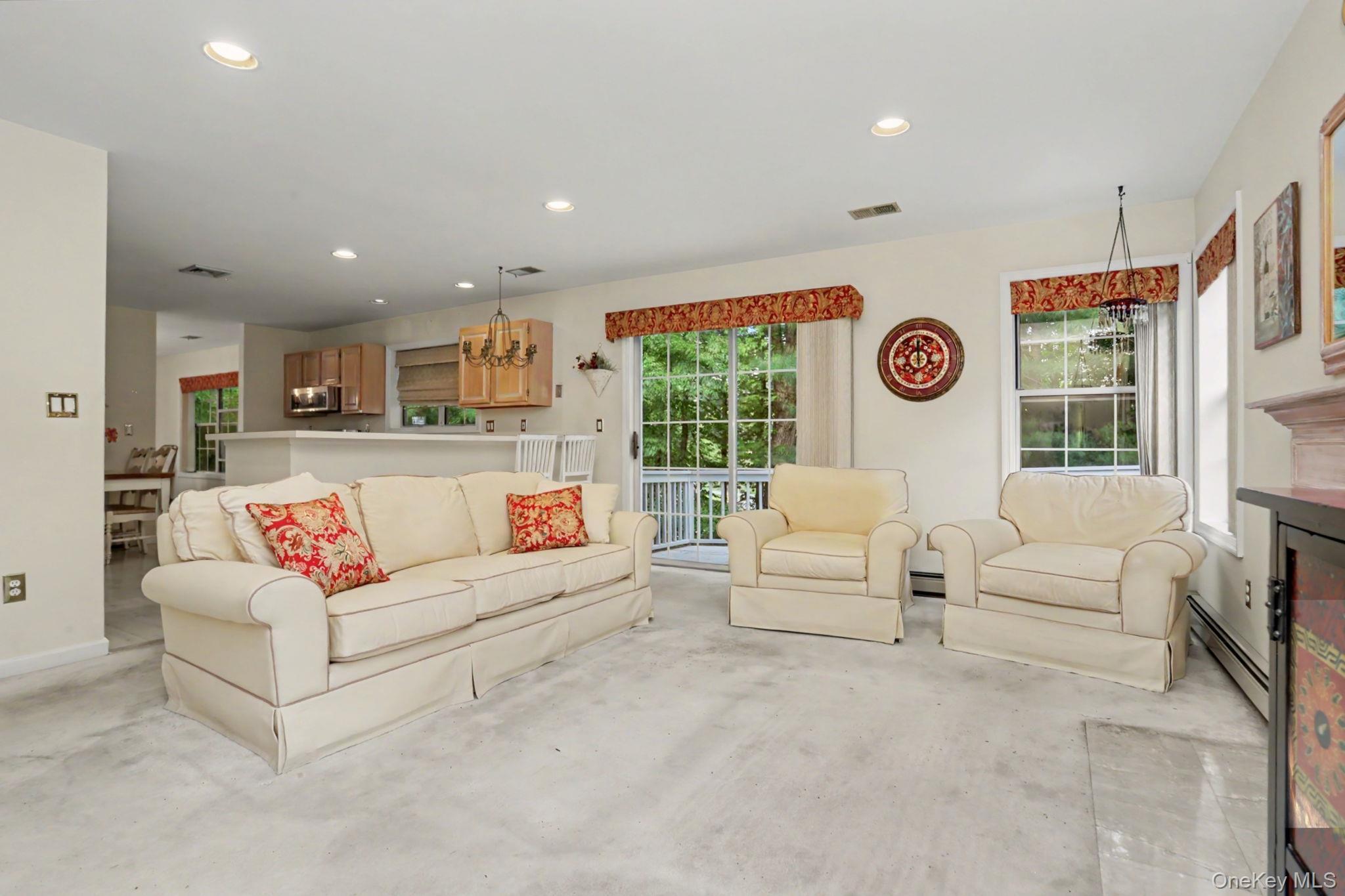 Single Family Woodfield Court Westchester County, NY 10598, MLS-1023812-8