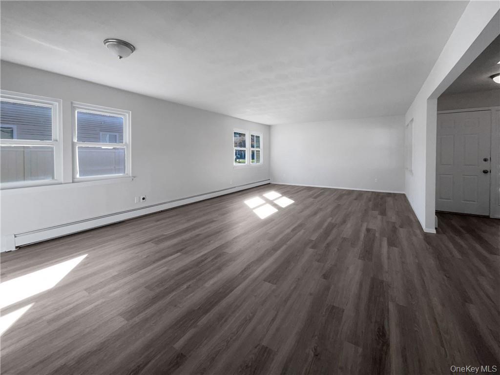 Single Family Frost Valley Drive Suffolk County, NY 11772, MLS-1023843-12