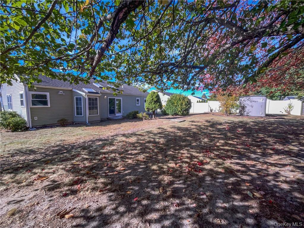 Single Family Frost Valley Drive Suffolk County, NY 11772, MLS-1023843-26