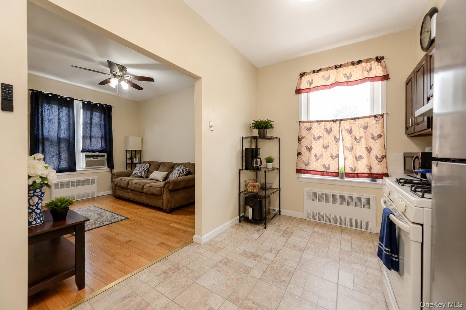 Single Family E 2nd Street Brooklyn, NY 11218, MLS-1023847-24