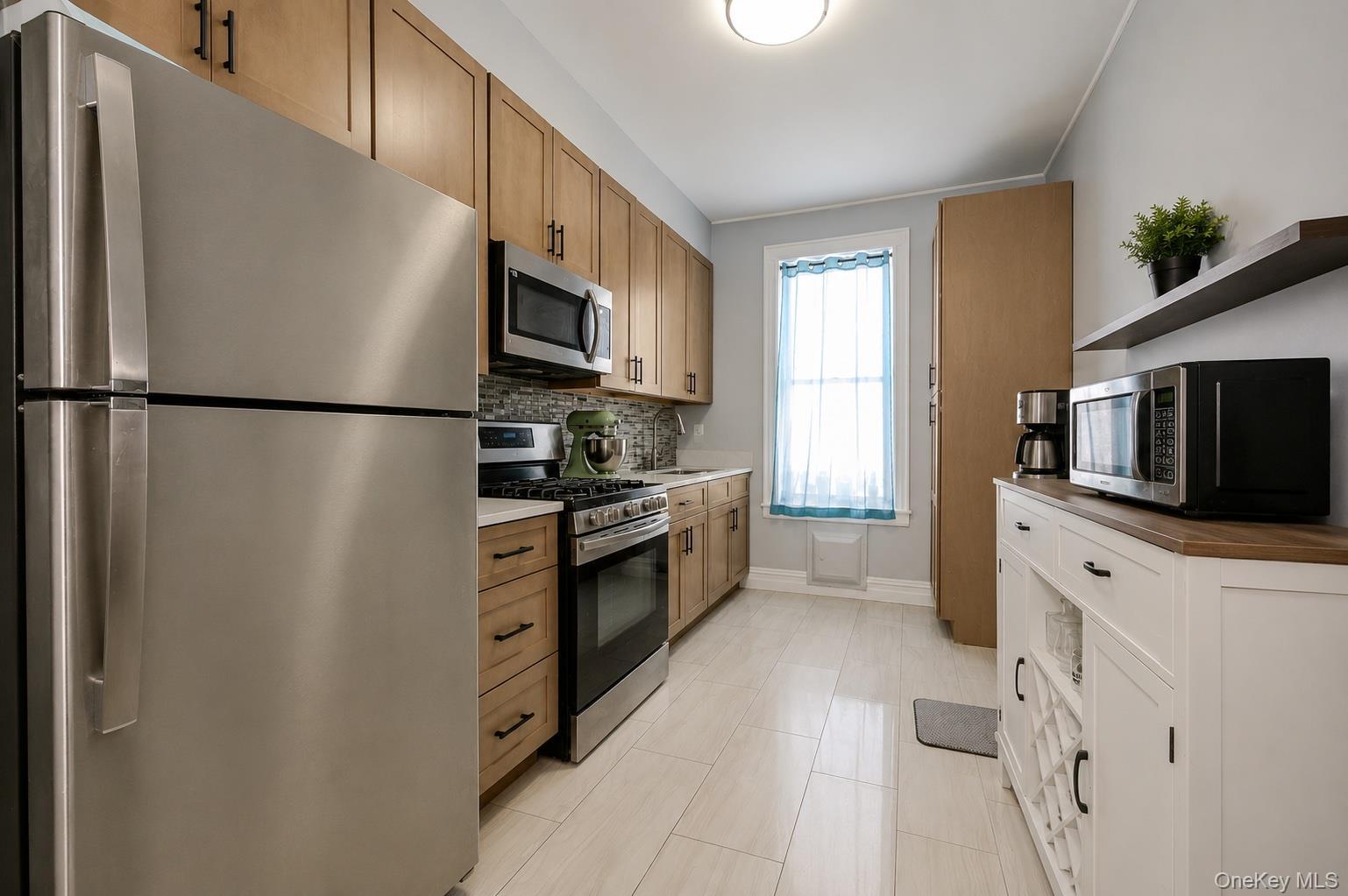 Single Family E 2nd Street Brooklyn, NY 11218, MLS-1023847-25