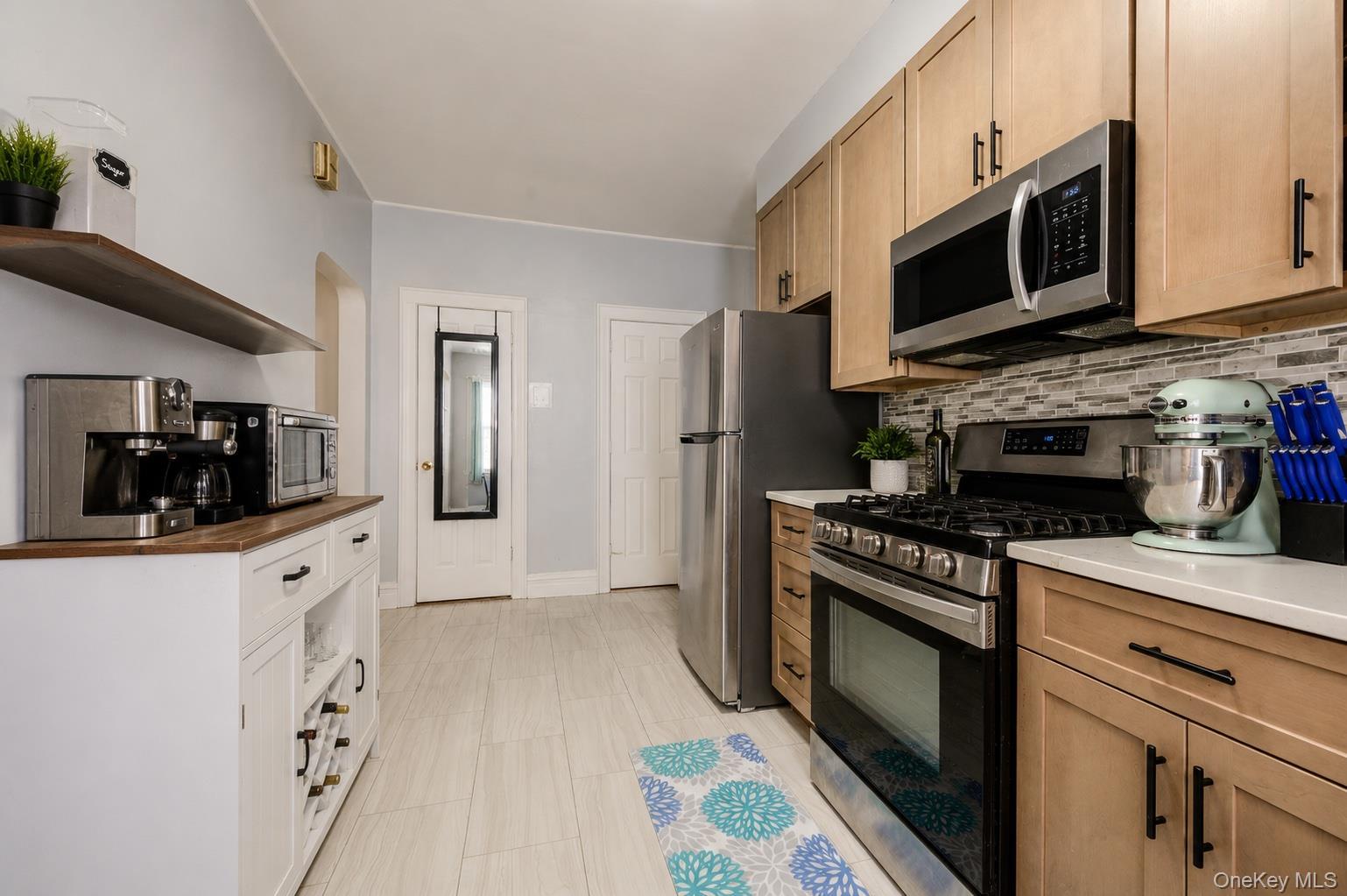 Single Family E 2nd Street Brooklyn, NY 11218, MLS-1023847-26