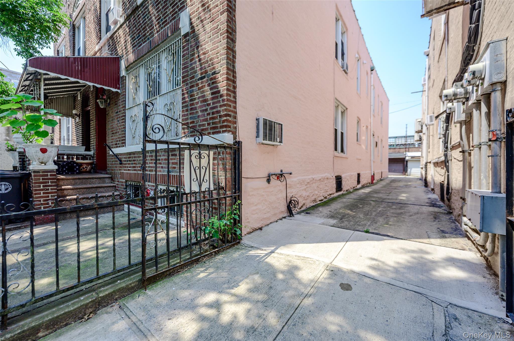Single Family E 2nd Street Brooklyn, NY 11218, MLS-1023847-36