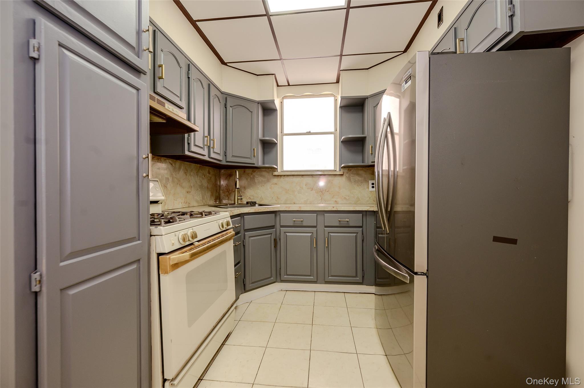 Single Family E 2nd Street Brooklyn, NY 11218, MLS-1023847-7