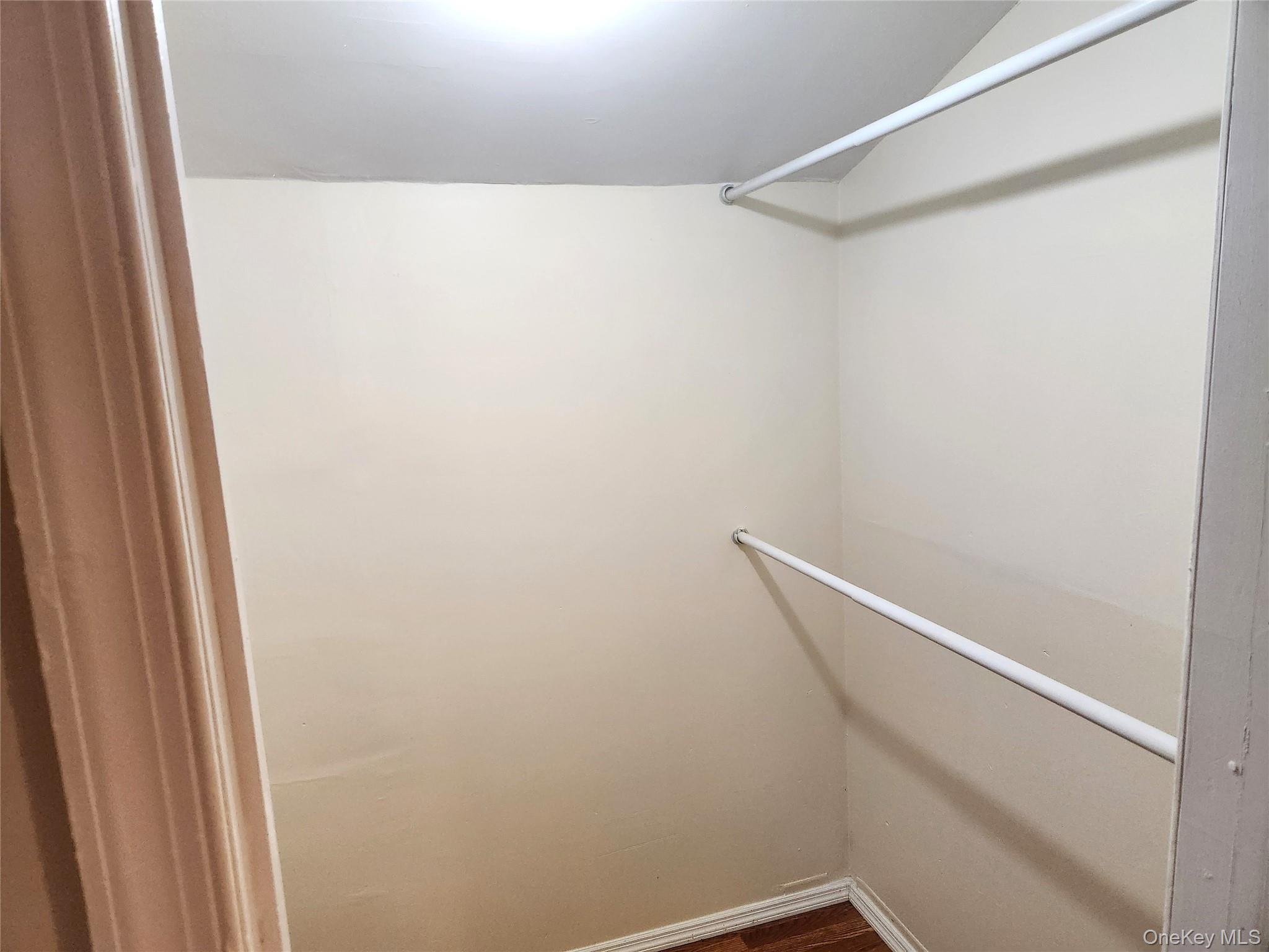 Single Family Pace Avenue Suffolk County, NY 11713, MLS-1023865-16