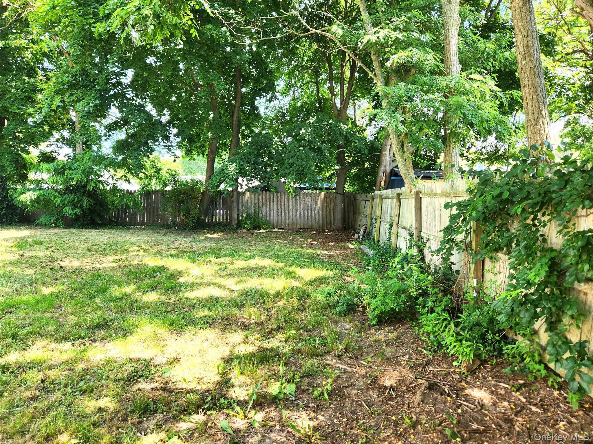 Single Family Pace Avenue Suffolk County, NY 11713, MLS-1023865-23