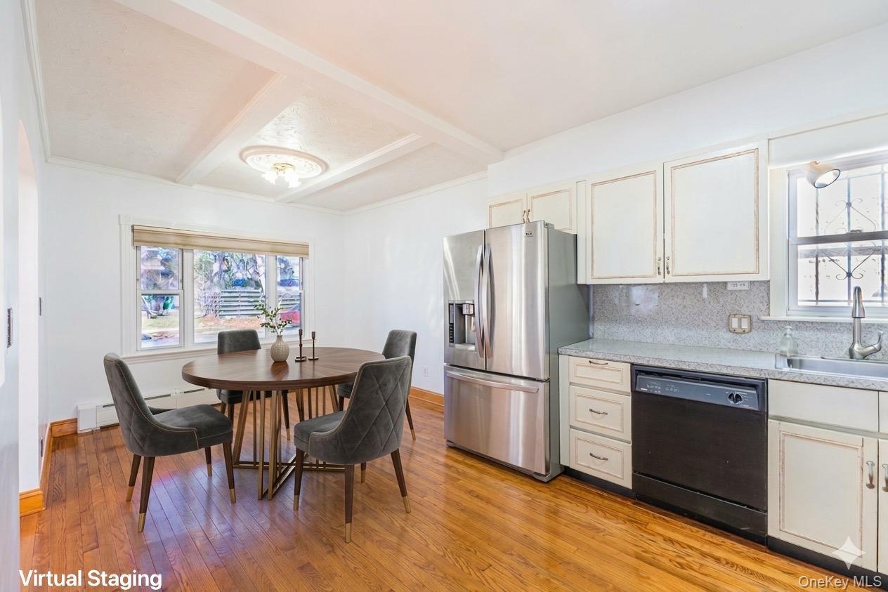 Single Family 168th Street Queens, NY 11365, MLS-1023875-11