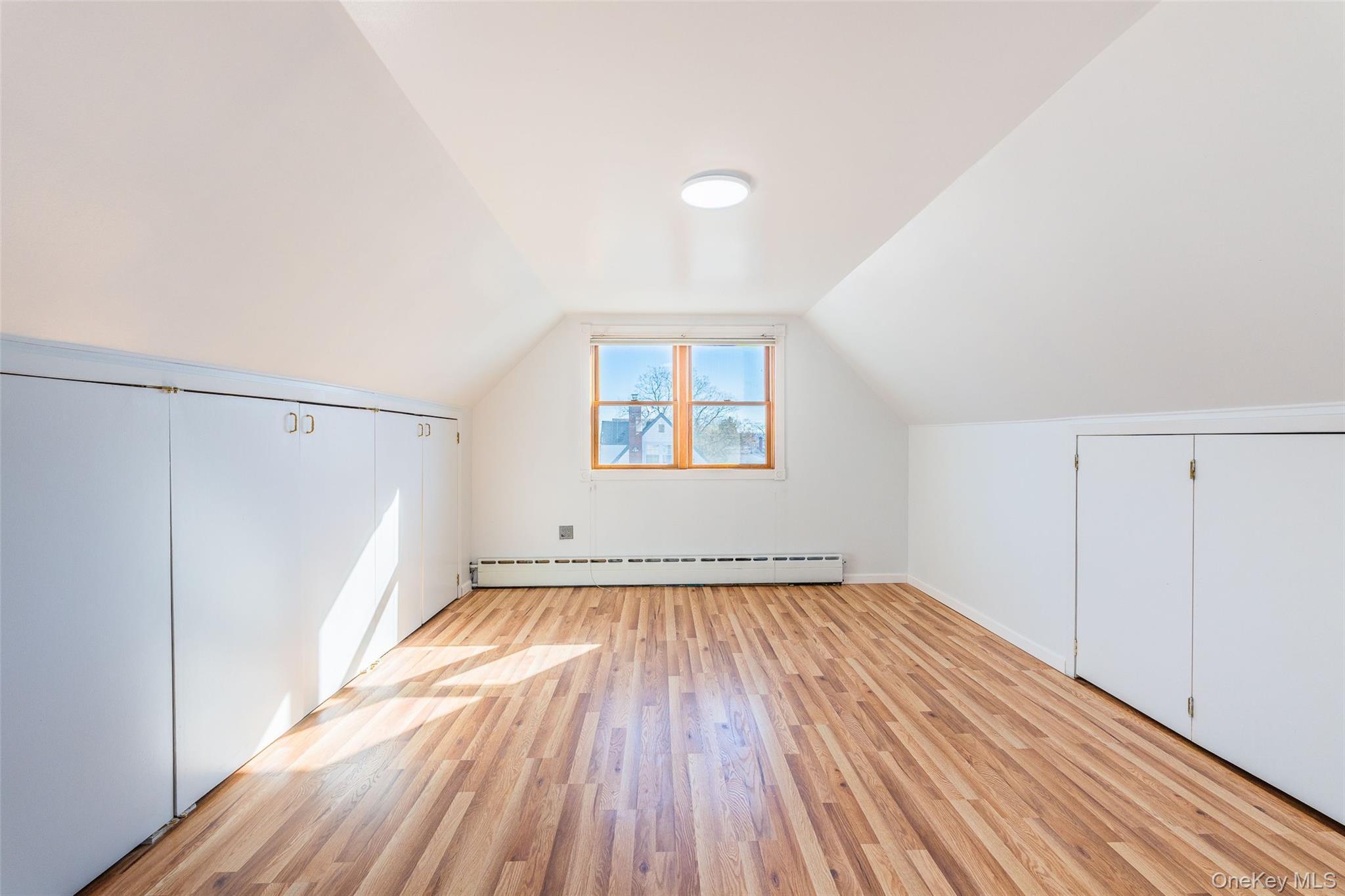 Single Family 168th Street Queens, NY 11365, MLS-1023875-9