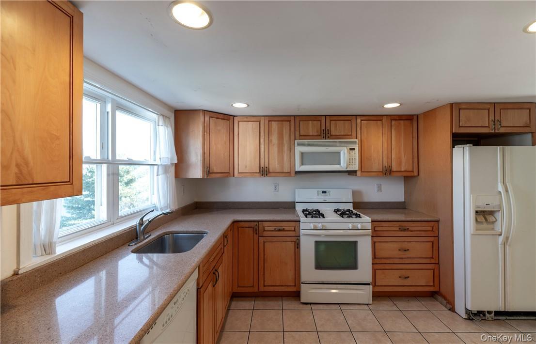 Single Family Van Houten Street  Rockland County, NY 10960, MLS-1023879-17