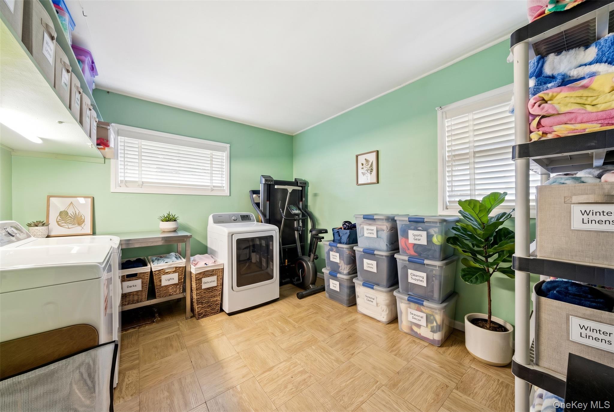 Single Family Duckpond Drive N  Nassau County, NY 11793, MLS-1023886-22