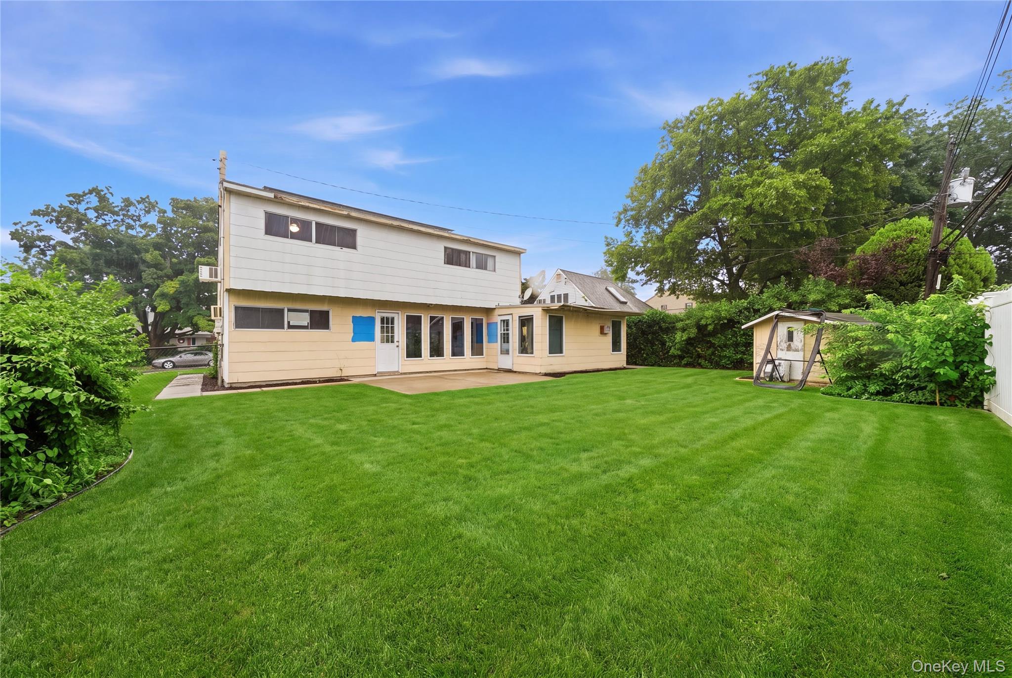 Single Family Duckpond Drive N  Nassau County, NY 11793, MLS-1023886-24