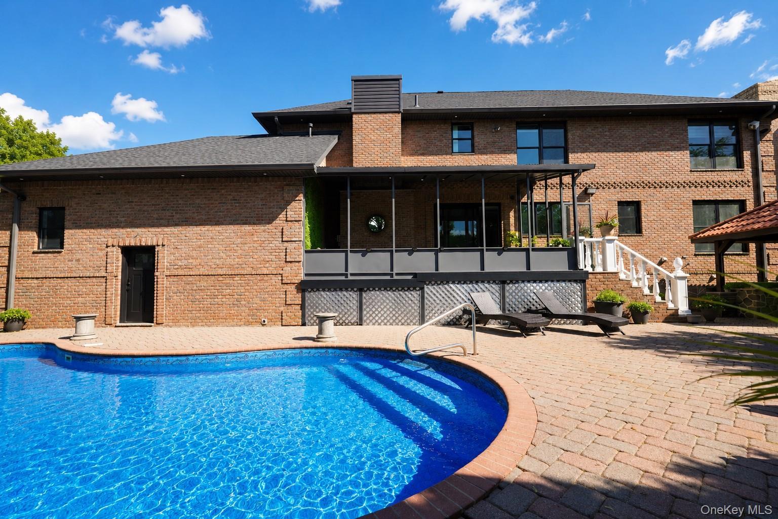Single Family Nicolosi Drive Staten Island, NY 10312, MLS-1023913-14