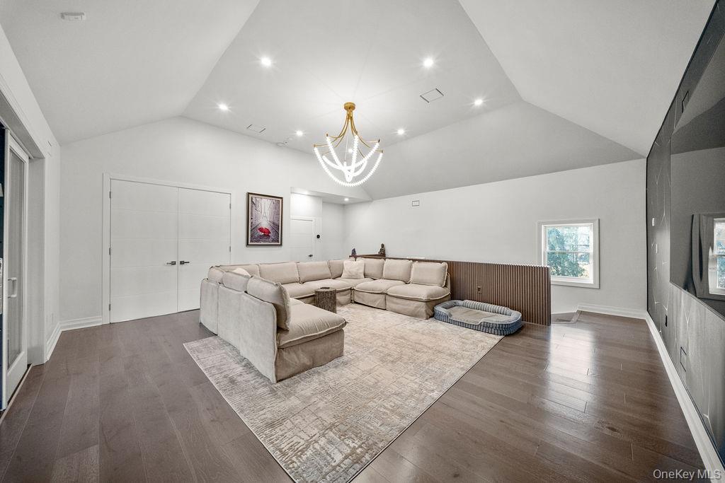 Single Family Nicolosi Drive Staten Island, NY 10312, MLS-1023913-23