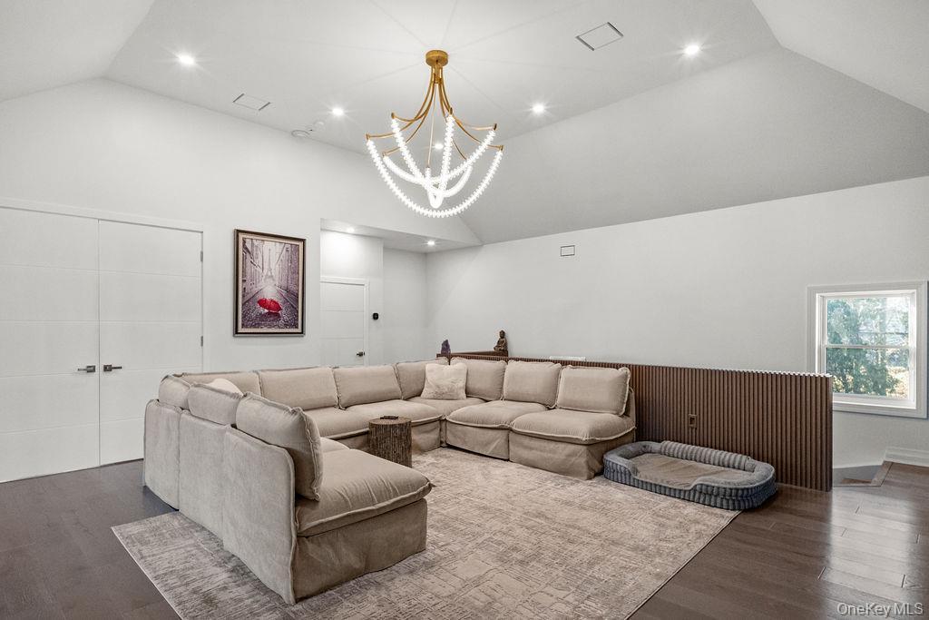 Single Family Nicolosi Drive Staten Island, NY 10312, MLS-1023913-38