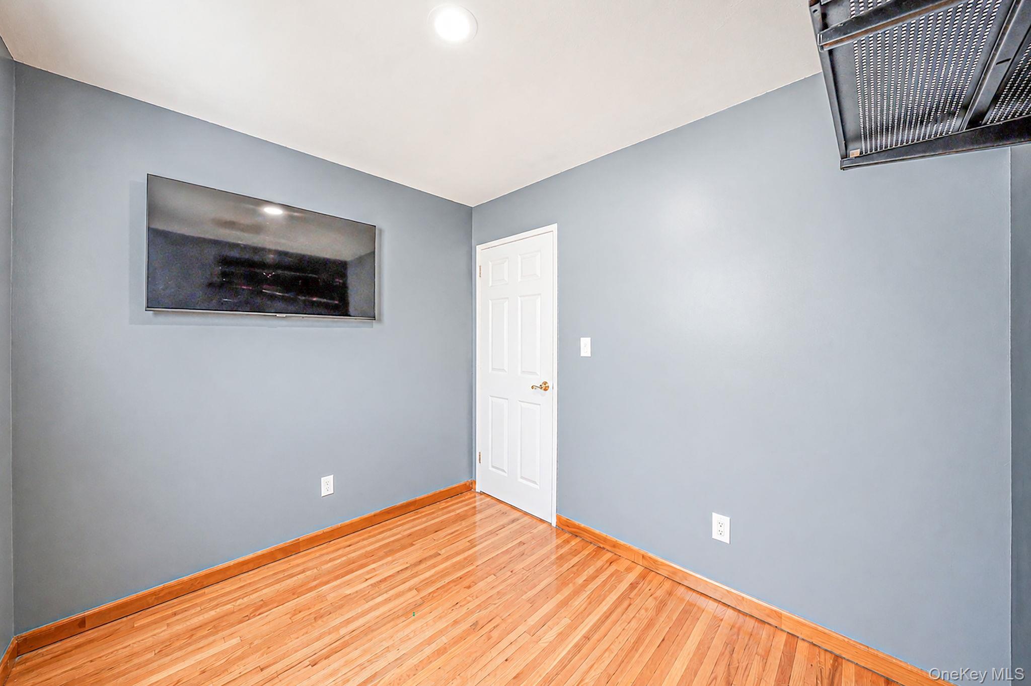 Single Family W 23rd Street  Suffolk County, NY 11729, MLS-1023928-15
