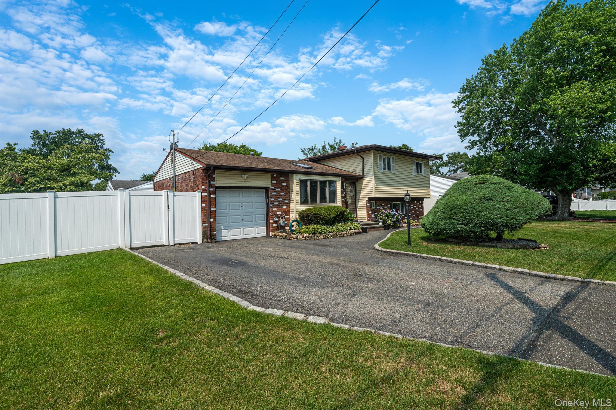 Single Family W 23rd Street  Suffolk County, NY 11729, MLS-1023928-2
