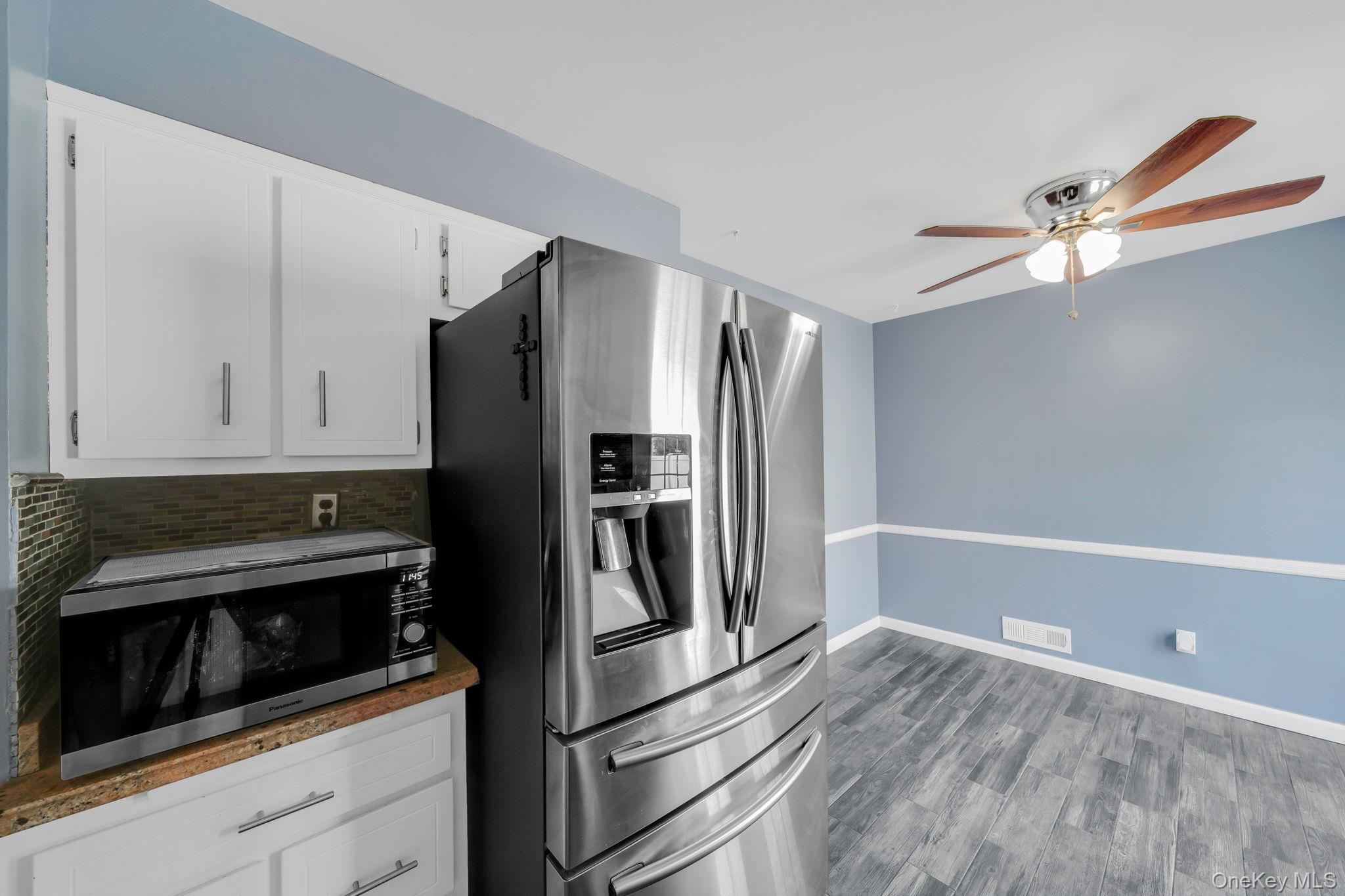 Single Family W 23rd Street  Suffolk County, NY 11729, MLS-1023928-6