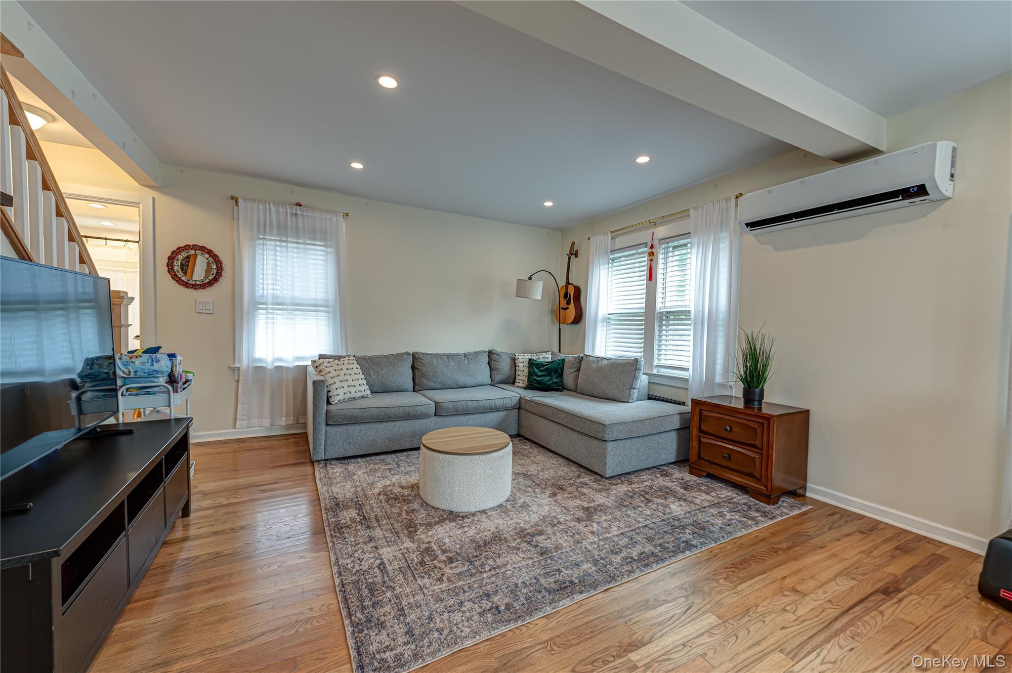 Single Family Bay 3rd Street Suffolk County, NY 11751, MLS-1023939-4