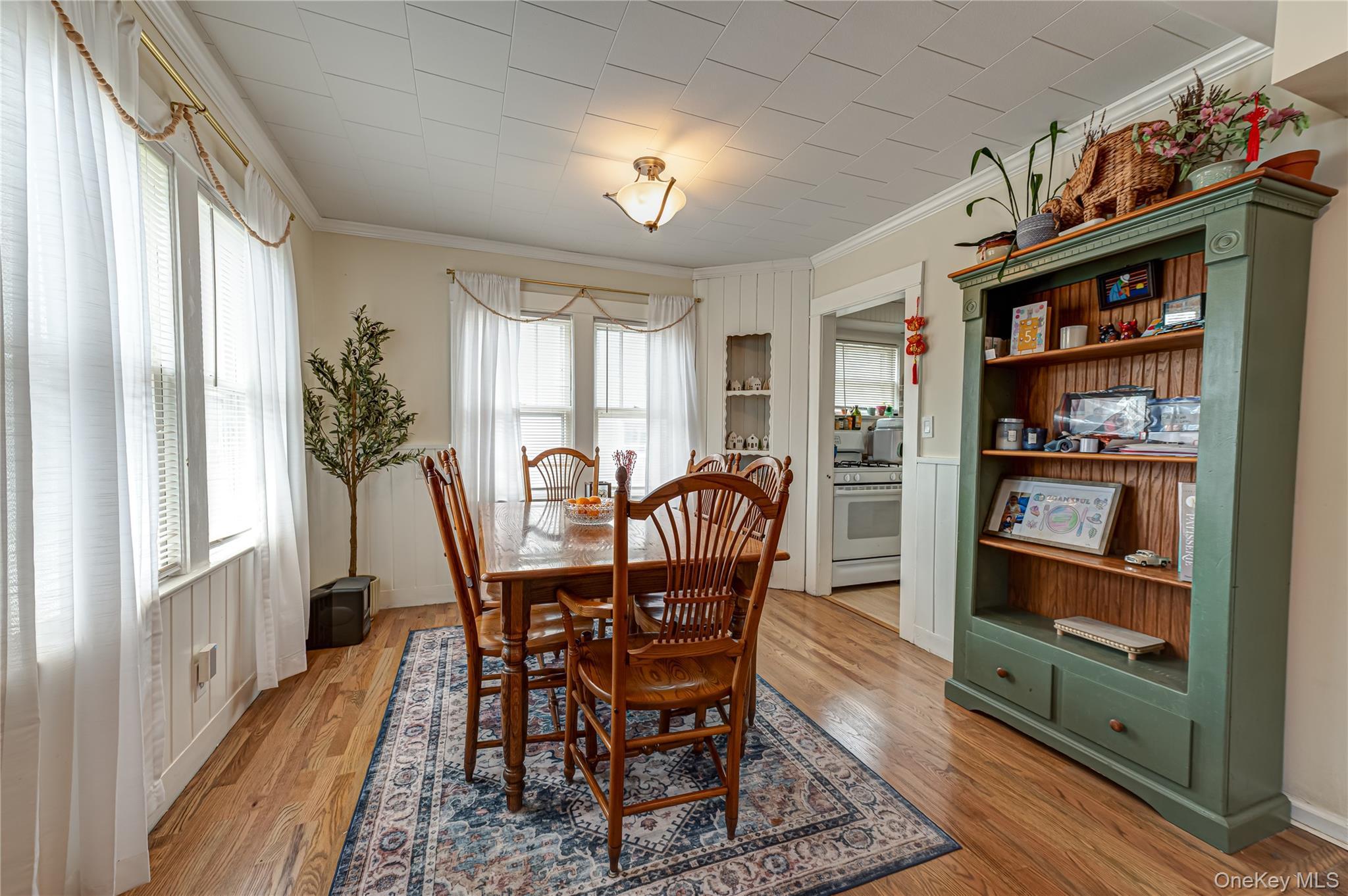 Single Family Bay 3rd Street Suffolk County, NY 11751, MLS-1023939-9