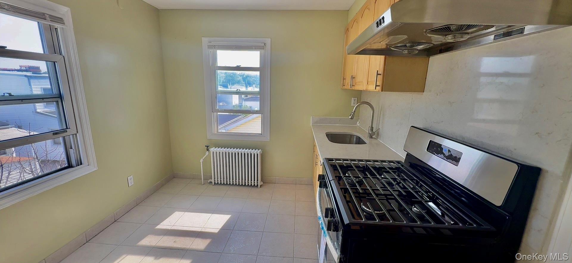 Single Family 201st Street  Queens, NY 11361, MLS-1023954-19