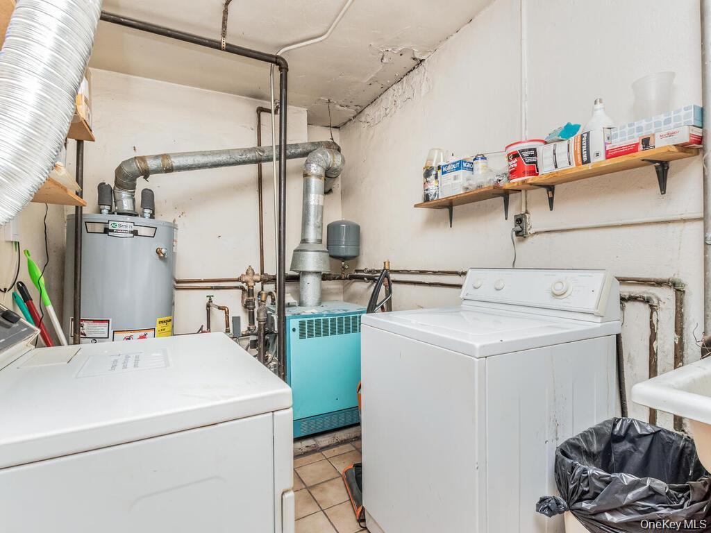 Single Family Williamsbridge Road Bronx, NY 10461, MLS-1023955-17