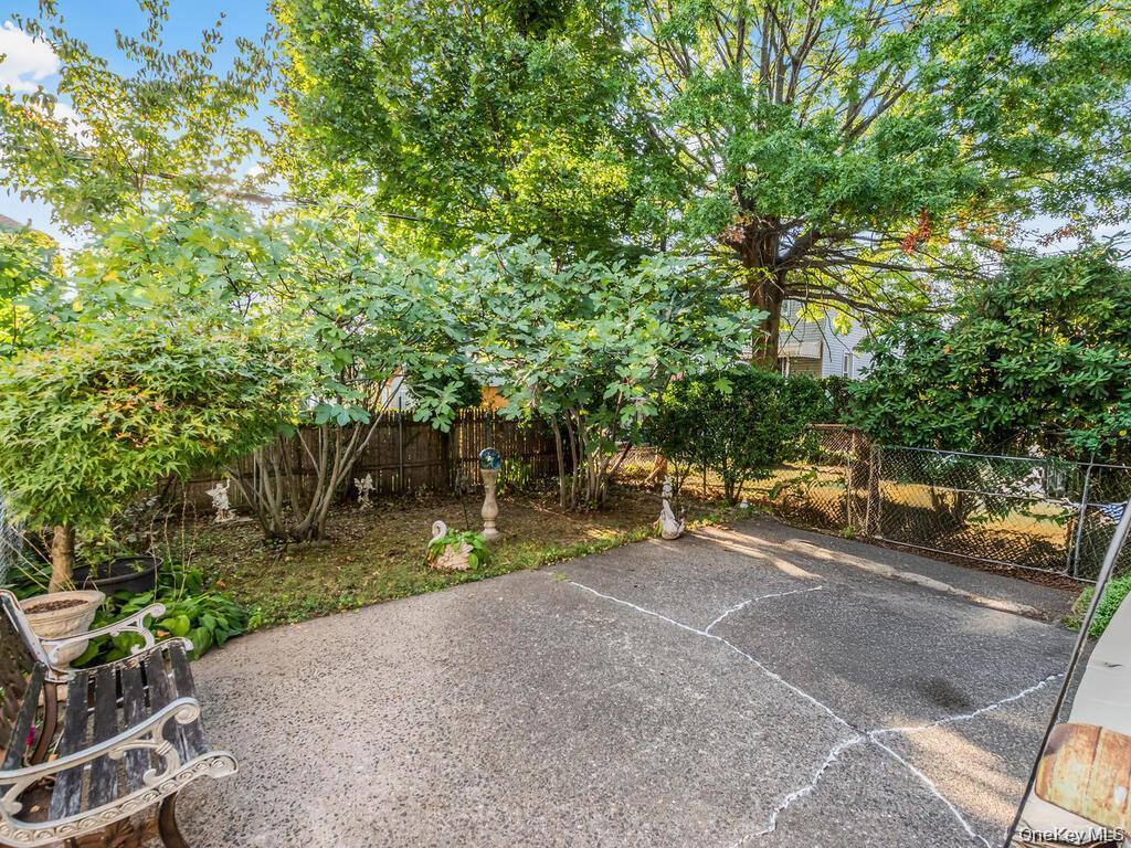 Single Family Williamsbridge Road Bronx, NY 10461, MLS-1023955-21
