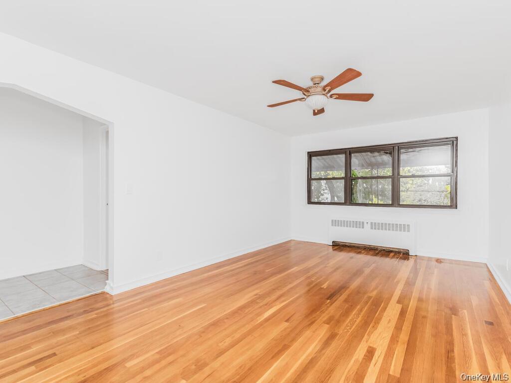 Single Family Williamsbridge Road Bronx, NY 10461, MLS-1023955-4