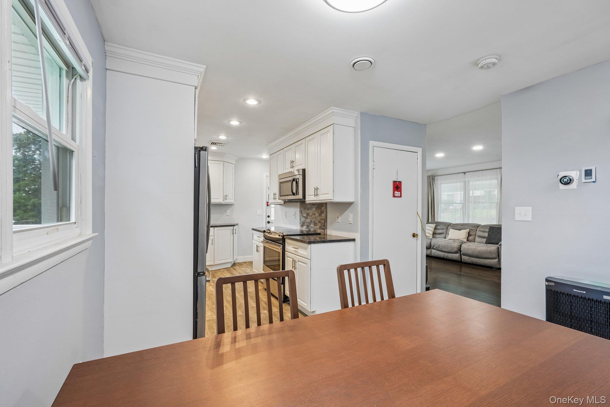 Single Family Warren Avenue  Westchester County, NY 10594, MLS-1023960-11