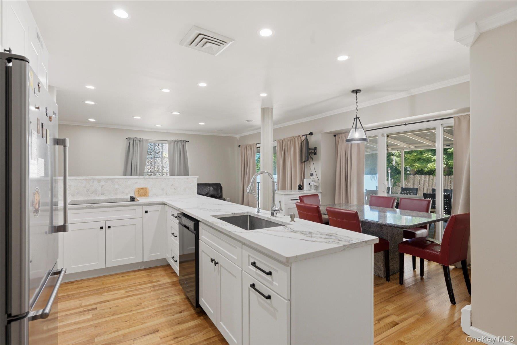 Single Family Lea Ann Terrace Nassau County, NY 11793, MLS-1023989-12