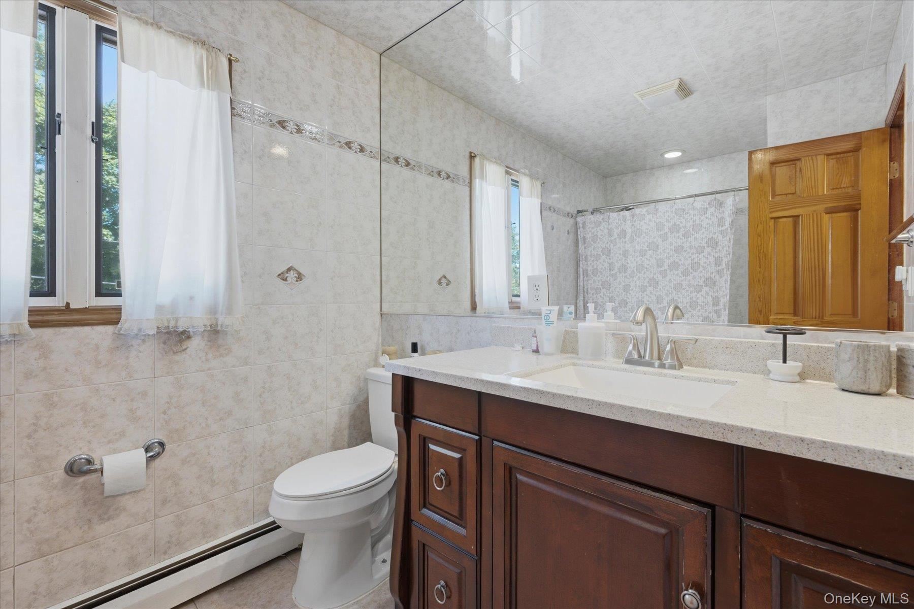 Single Family Lea Ann Terrace Nassau County, NY 11793, MLS-1023989-24