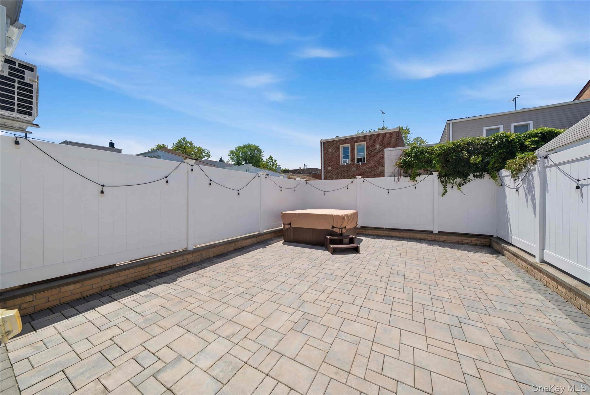 Single Family Pleasantview Street Queens, NY 11379, MLS-1024011-14